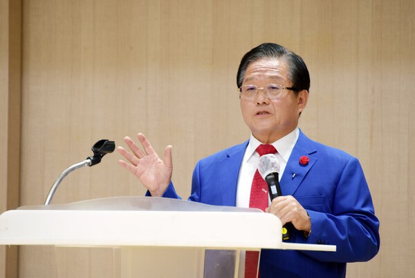 정진모 목사
